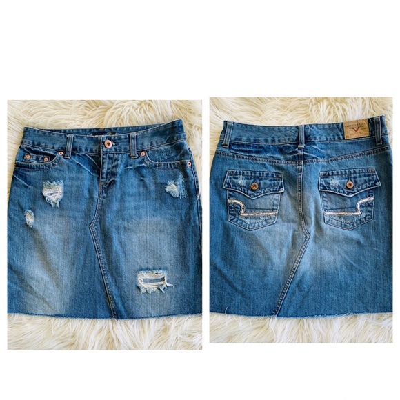 American Eagle Outfitters Dresses & Skirts - American Eagle Distressed Jean Skirt Flap Pockets